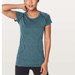 Lululemon Swiftly Tech Short Sleeve Crew Black / Desert Teal Size 8